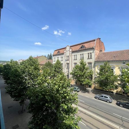 Апартаменти Lora'S Place Cluj Napoca Екстер'єр фото