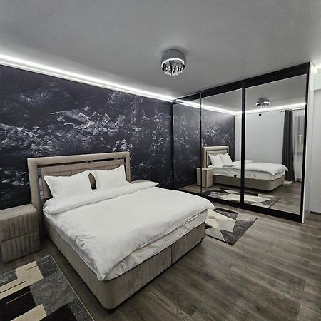Апартаменти Lora'S Place Cluj Napoca Екстер'єр фото