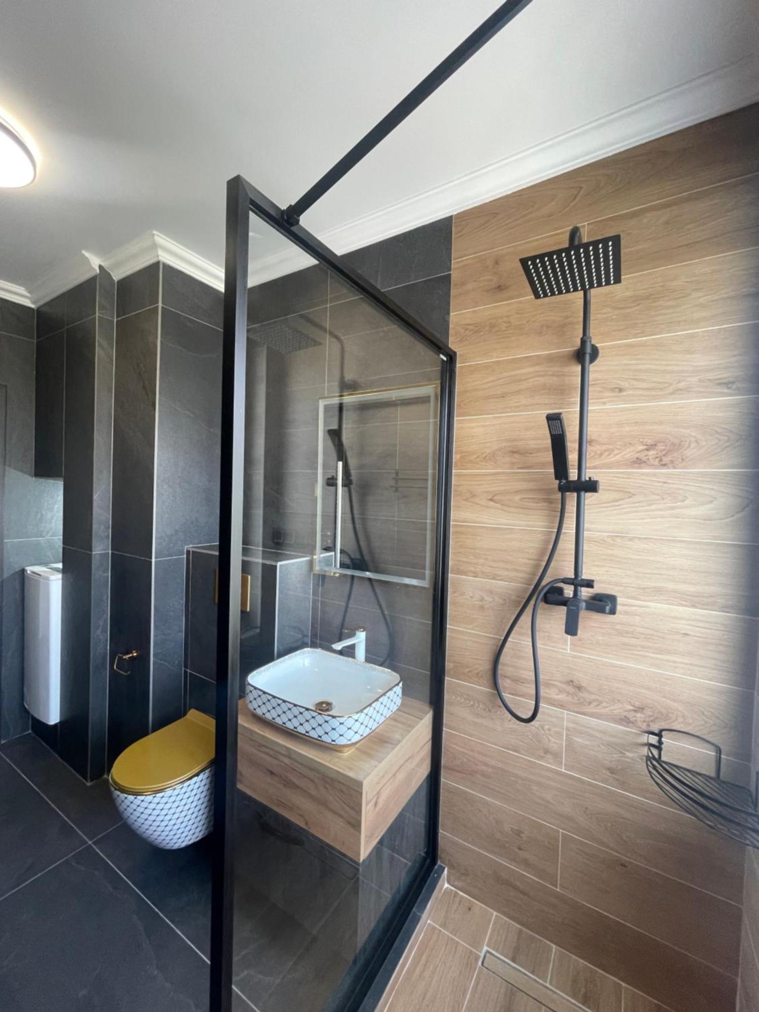 Апартаменти Lora'S Place Cluj Napoca Екстер'єр фото